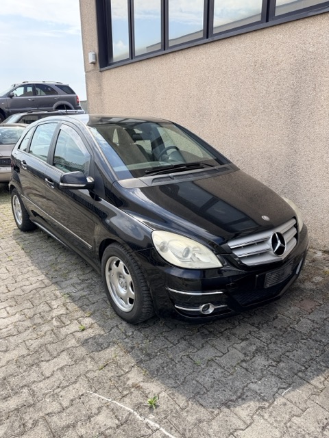 Ricambi Mercedes Classe B 180 CDI (W245) Sport Anno 2009 Codice Motore 640940 80KW