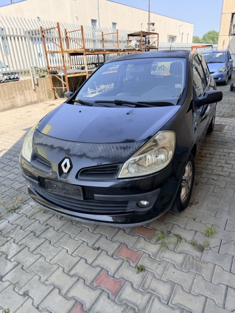 Ricambi Renault Clio 3a serie 1.2 16V 3P Anno 2006 Codice Motore D4FD7 55KW
