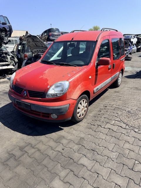 Ricambi Renault Kangoo 1.2 16V Anno 2006 Codice Motore D4FF7 55KW