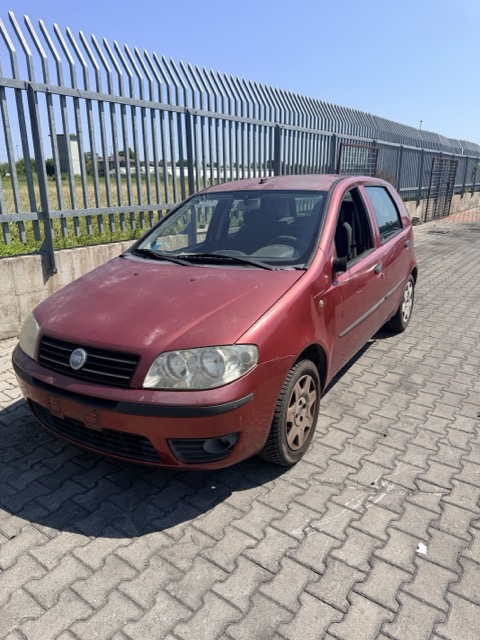 Ricambi Fiat Punto 1.2 8V 5P Automatica Anno 2004 Codice Motore 188A4000 44KW