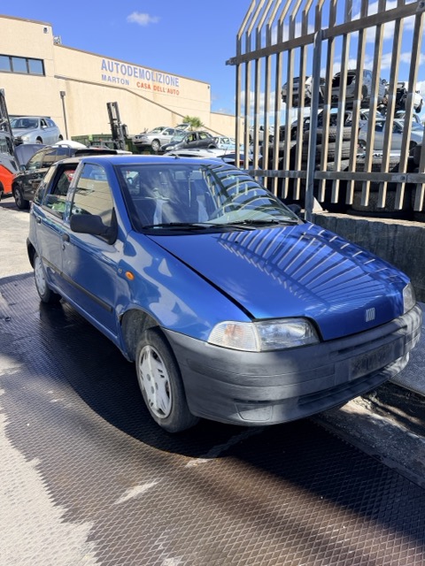 Ricambi Fiat Punto 1a serie 60 SX 1.2 Anno 1999 Codice Motore 176B4000 44KW