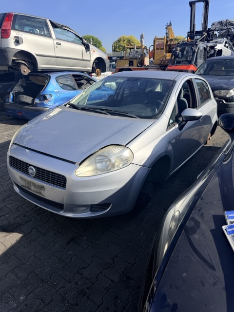 Ricambi Fiat Grande Punto 1.2 5P Anno 2006 Codice Motore 199A4000 48KW