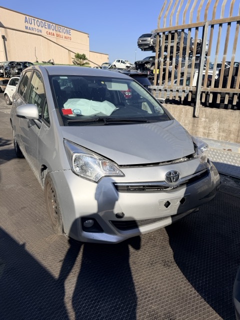 Ricambi Toyota Verso-S 1.3 Benz. Anno 2012 Codice Motore 1NRFE 73KW