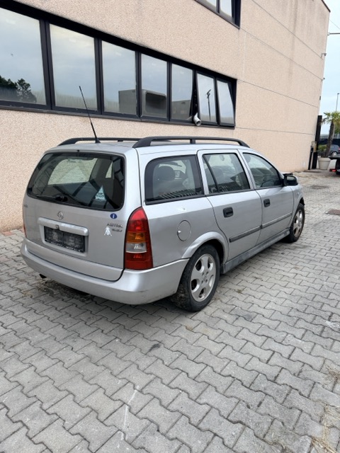 Ricambi Opel Astra 1.6 16V SW Anno 1999 Codice Motore X16XEL 74KW